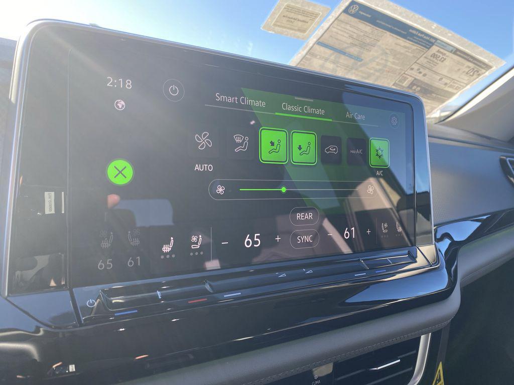 new 2025 Volkswagen Atlas car, priced at $40,800