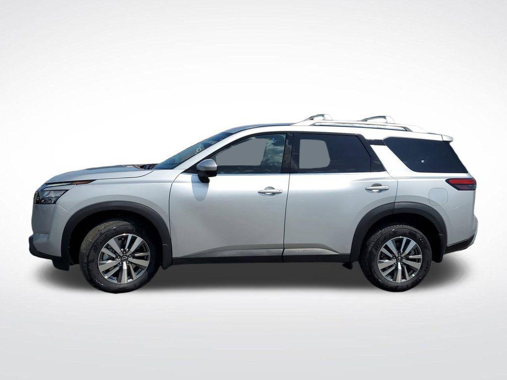 new 2025 Nissan Pathfinder car, priced at $39,015