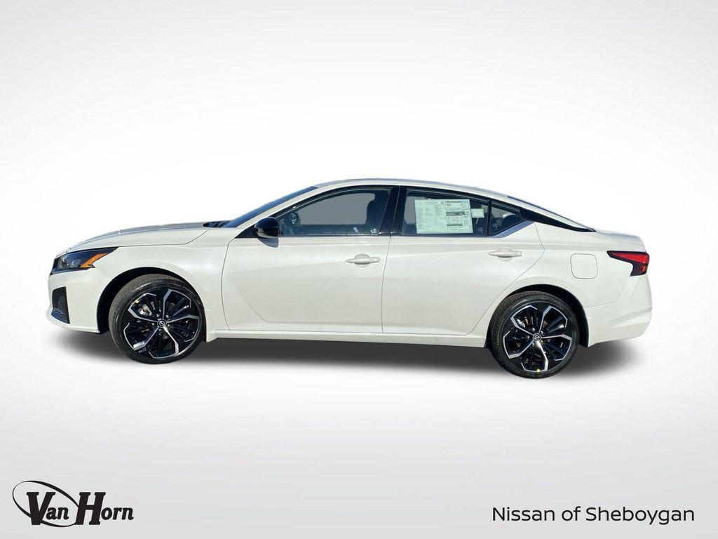 new 2025 Nissan Altima car, priced at $31,510