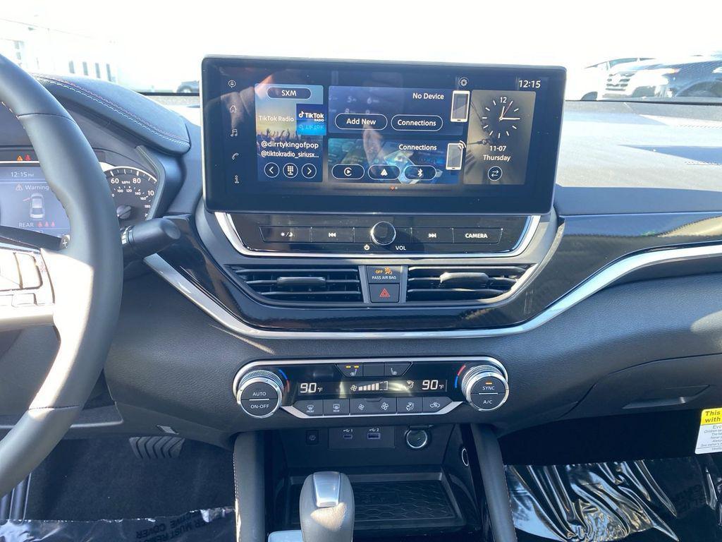 new 2025 Nissan Altima car, priced at $31,510