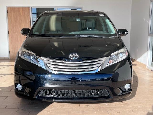 used 2017 Toyota Sienna car, priced at $26,353