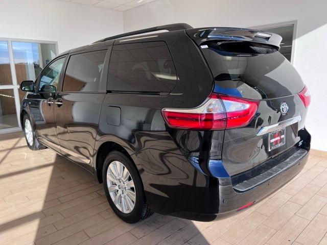 used 2017 Toyota Sienna car, priced at $26,353