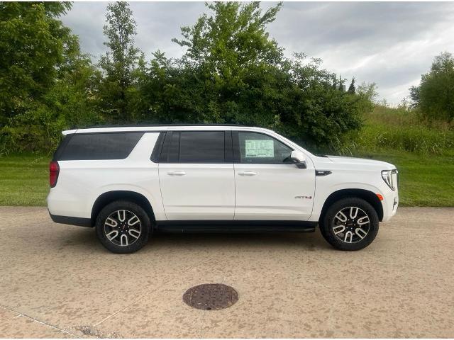 new 2024 GMC Yukon XL car, priced at $76,370