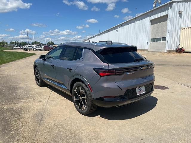 new 2024 Chevrolet Equinox car, priced at $40,795