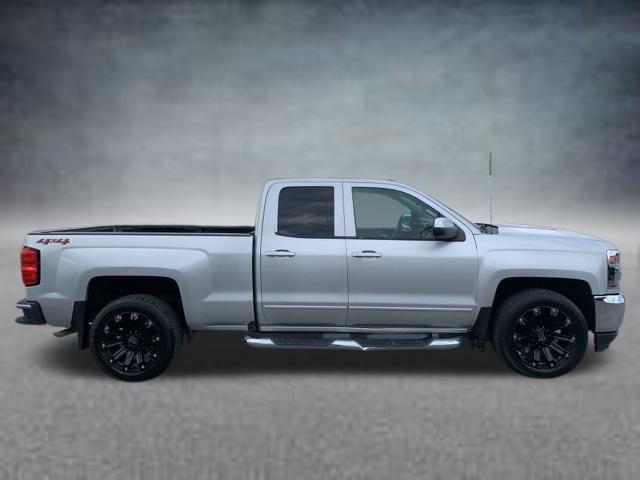 used 2018 Chevrolet Silverado 1500 car, priced at $24,621