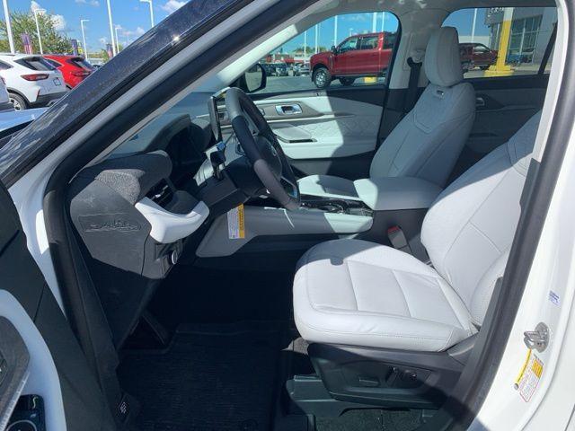 new 2025 Ford Explorer car, priced at $60,565