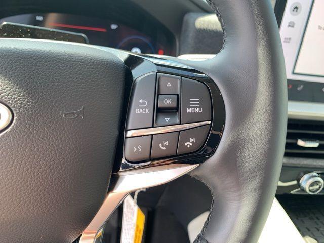 new 2025 Ford Explorer car, priced at $60,565