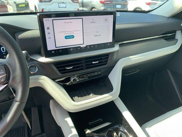 new 2025 Ford Explorer car, priced at $60,565