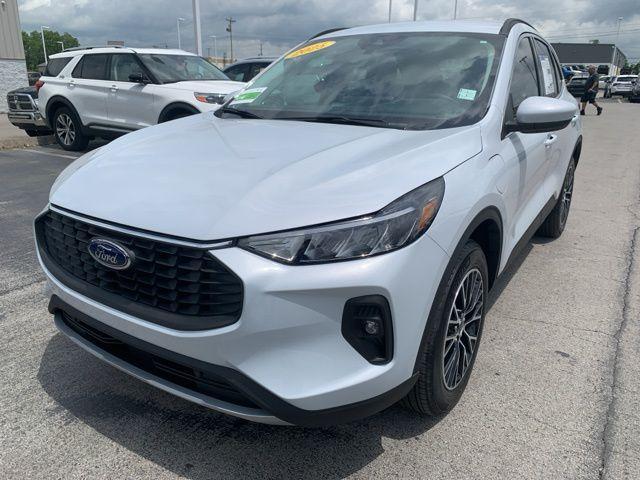 new 2025 Ford Escape car, priced at $39,195