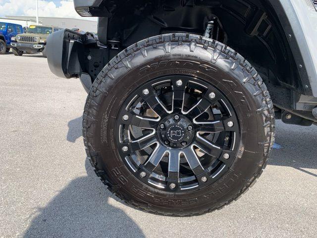 used 2020 Jeep Gladiator car, priced at $28,557