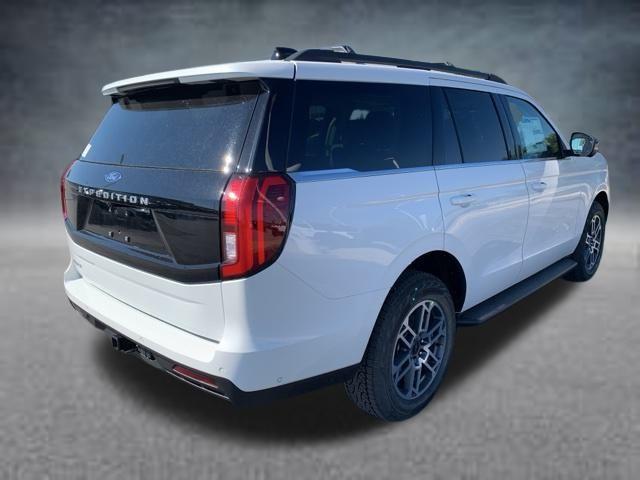 new 2025 Ford Expedition car, priced at $75,795