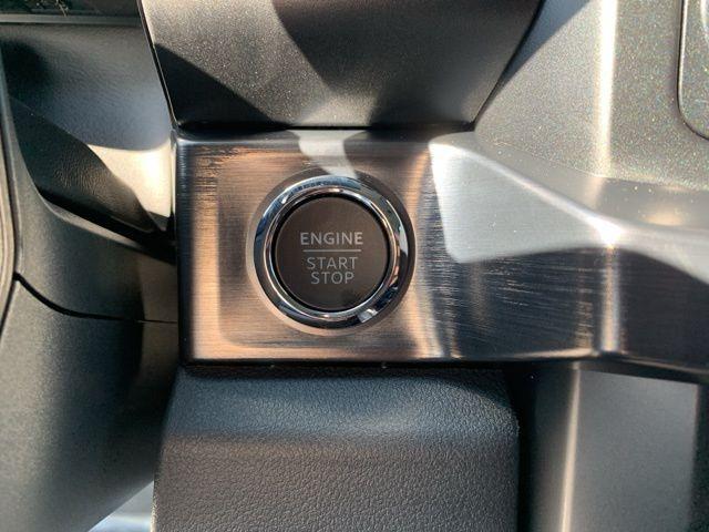 new 2025 Ford F-250 car, priced at $86,150