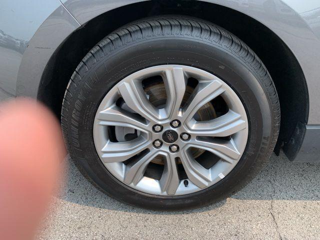 used 2024 Ford Edge car, priced at $30,428