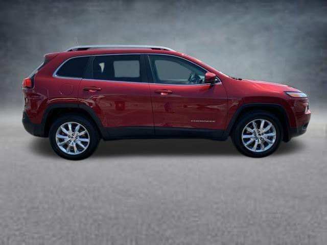 used 2016 Jeep Cherokee car, priced at $14,344