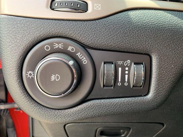 used 2016 Jeep Cherokee car, priced at $14,344