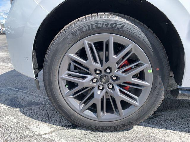 new 2025 Ford Expedition car, priced at $86,955