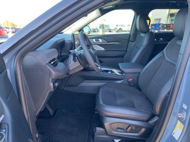 new 2025 Ford Explorer car, priced at $60,675