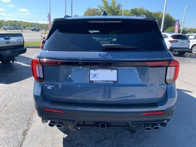 new 2025 Ford Explorer car, priced at $60,675