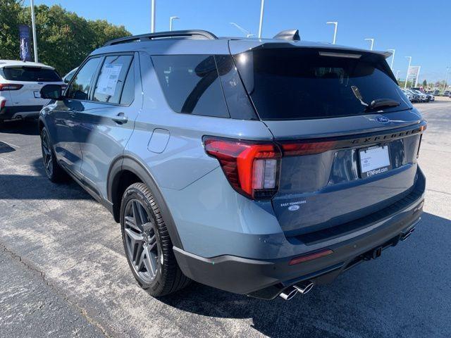 new 2025 Ford Explorer car, priced at $60,675