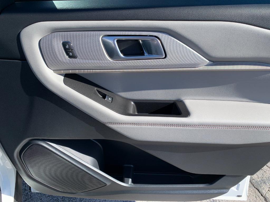 new 2026 Ford Explorer car, priced at $47,365