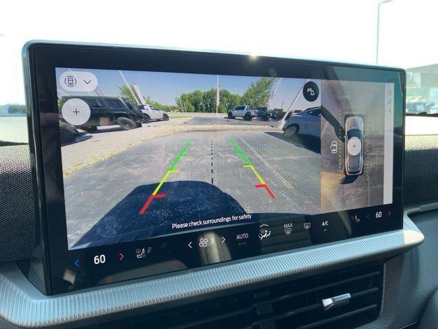new 2025 Ford Explorer car, priced at $55,270