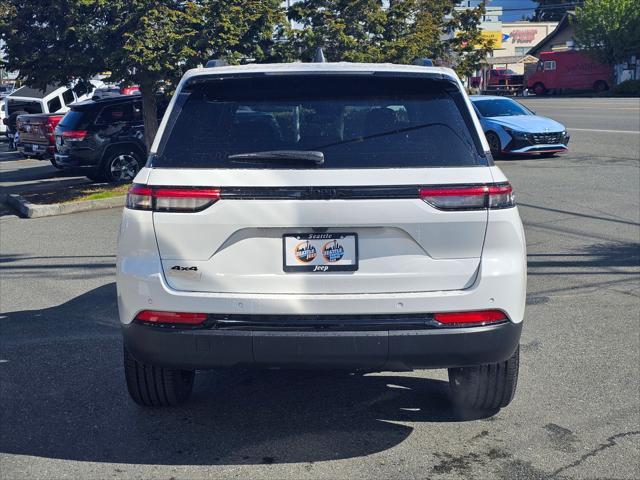 new 2024 Jeep Grand Cherokee car, priced at $37,075