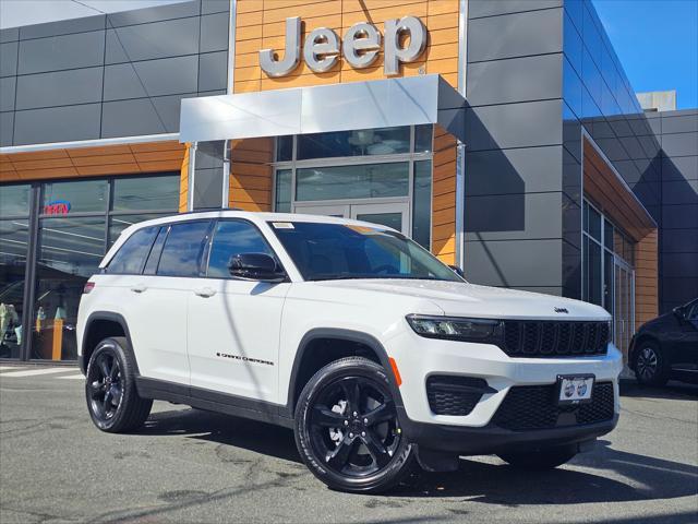 new 2024 Jeep Grand Cherokee car, priced at $37,075