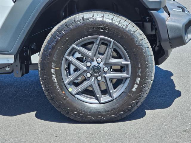 new 2025 Jeep Wrangler car, priced at $44,445