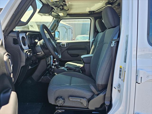 new 2025 Jeep Wrangler car, priced at $44,445