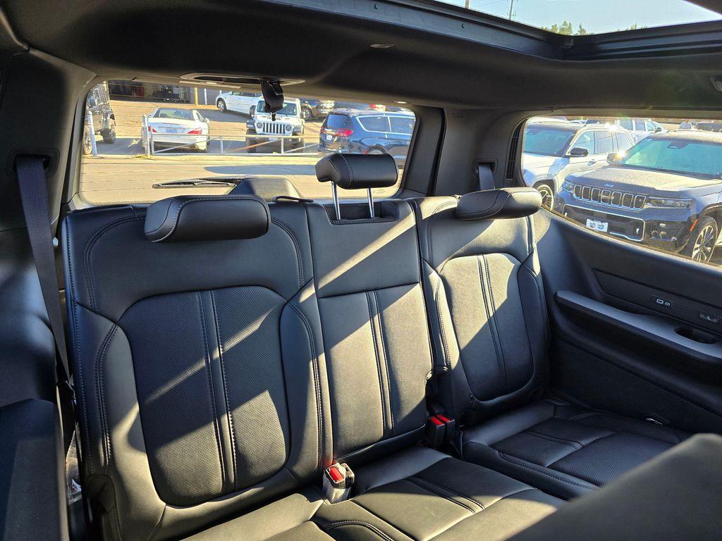 new 2025 Jeep Wagoneer car, priced at $75,530