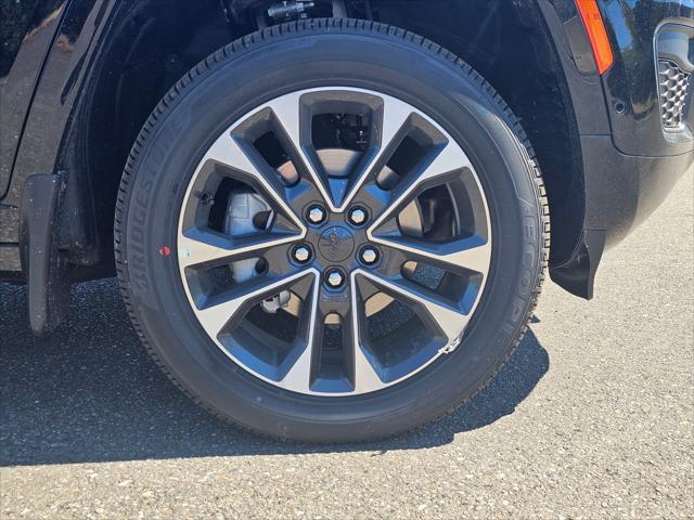 new 2024 Jeep Grand Cherokee car, priced at $54,455