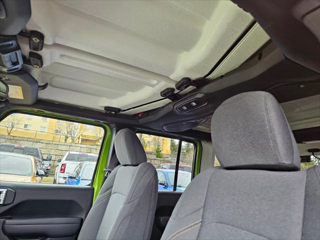 new 2025 Jeep Wrangler car, priced at $46,940