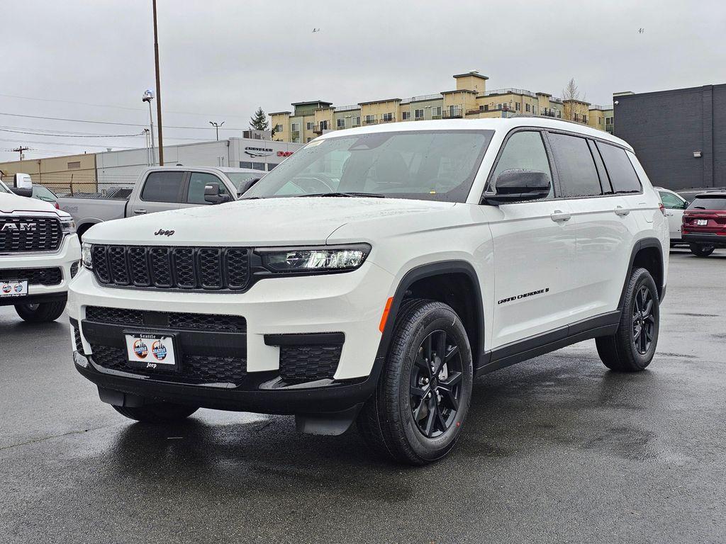 new 2025 Jeep Grand Cherokee L car, priced at $48,135