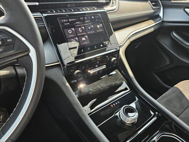 used 2023 Jeep Grand Cherokee car, priced at $33,277