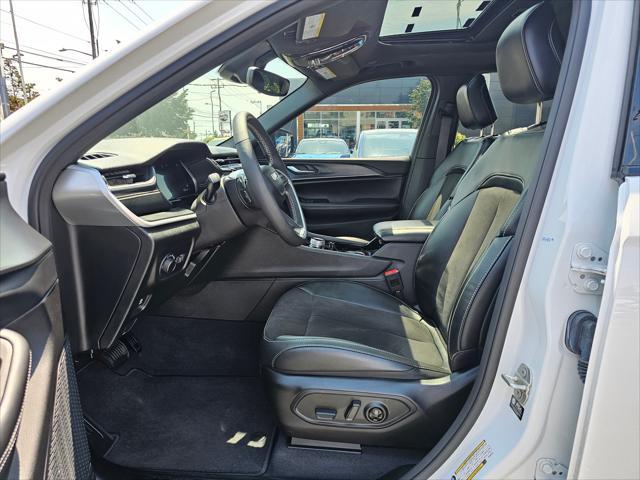 used 2023 Jeep Grand Cherokee car, priced at $33,277