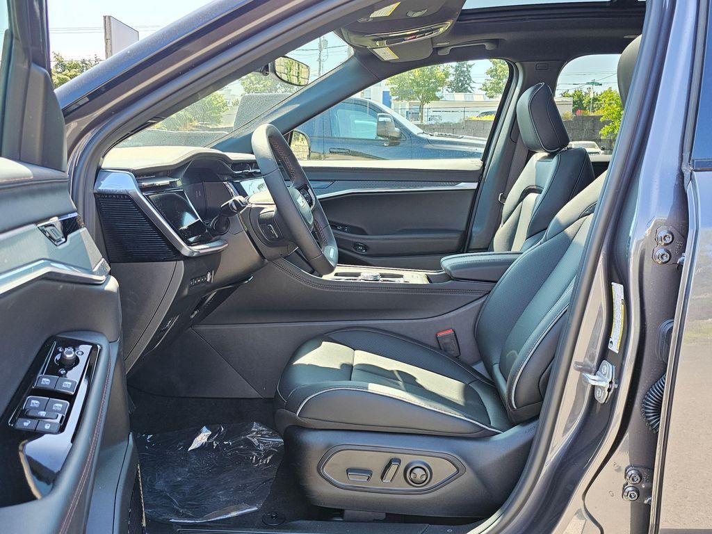 new 2025 Jeep Wagoneer S car, priced at $46,263