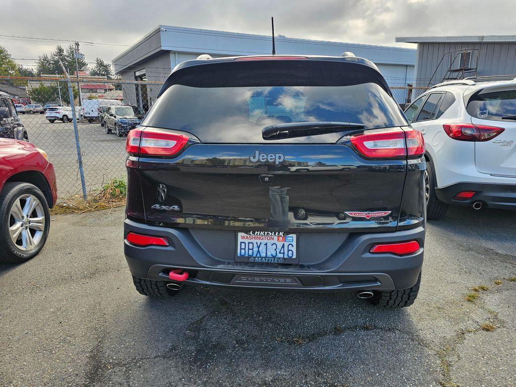 used 2015 Jeep Cherokee car, priced at $15,877