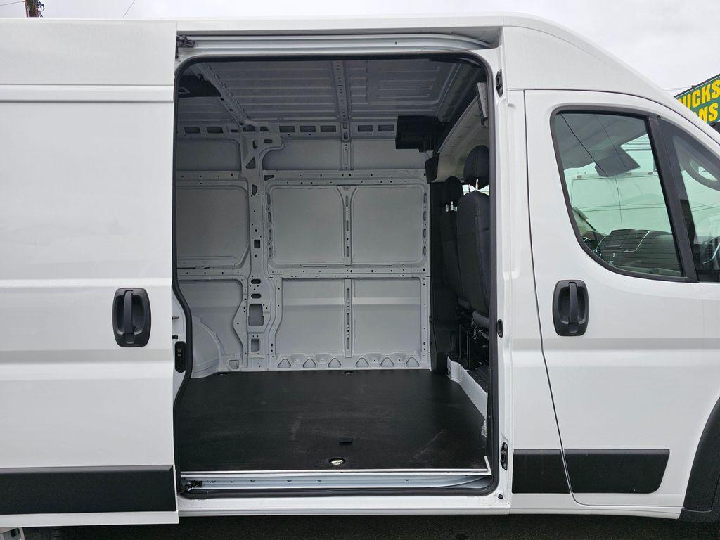 new 2025 Ram ProMaster 3500 car, priced at $51,015