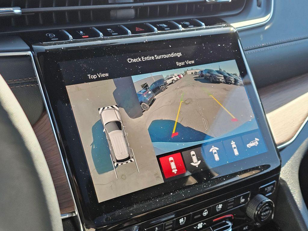 new 2025 Jeep Grand Cherokee car, priced at $51,528