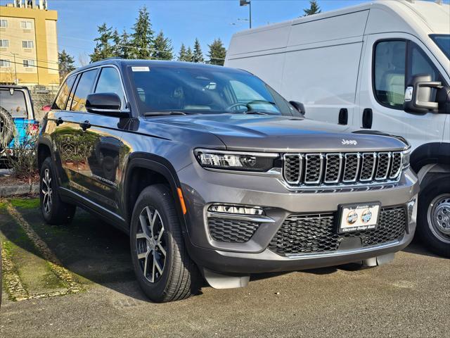 new 2025 Jeep Grand Cherokee car, priced at $47,295