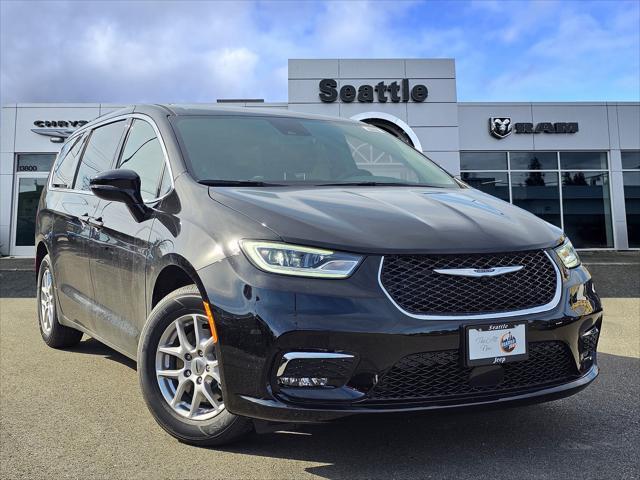 new 2025 Chrysler Pacifica car, priced at $39,145