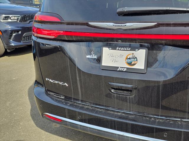 new 2025 Chrysler Pacifica car, priced at $39,145