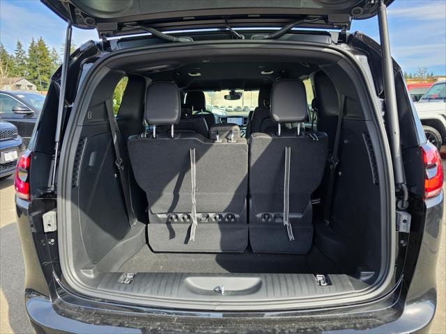 new 2025 Chrysler Pacifica car, priced at $39,145