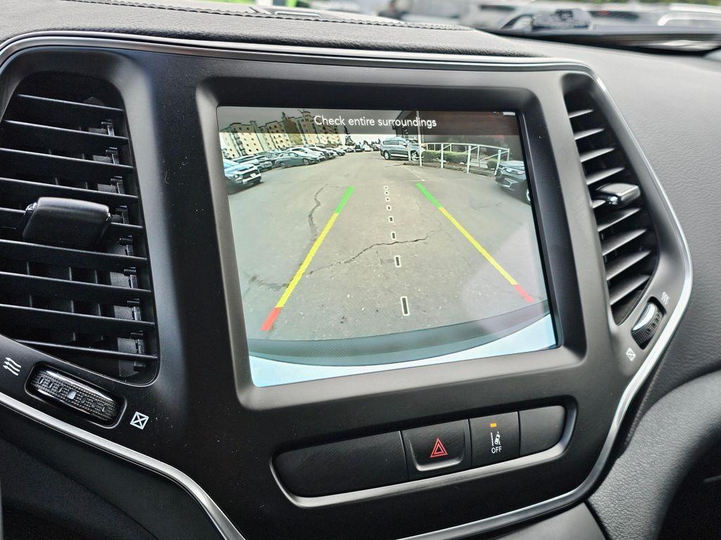 used 2022 Jeep Cherokee car, priced at $23,763