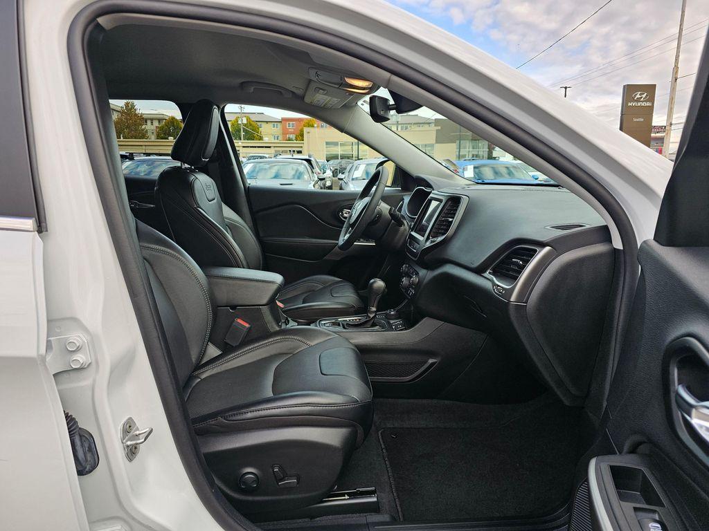 used 2022 Jeep Cherokee car, priced at $23,763