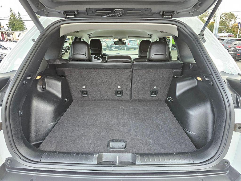 used 2022 Jeep Cherokee car, priced at $23,763