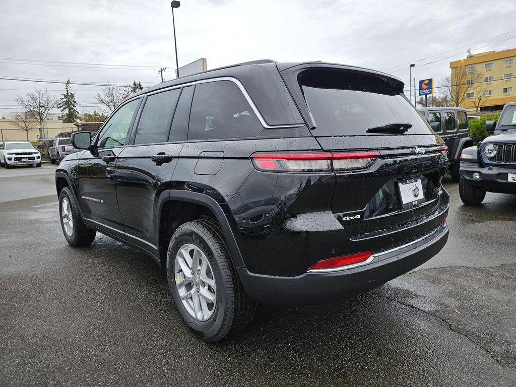 new 2025 Jeep Grand Cherokee car, priced at $33,970