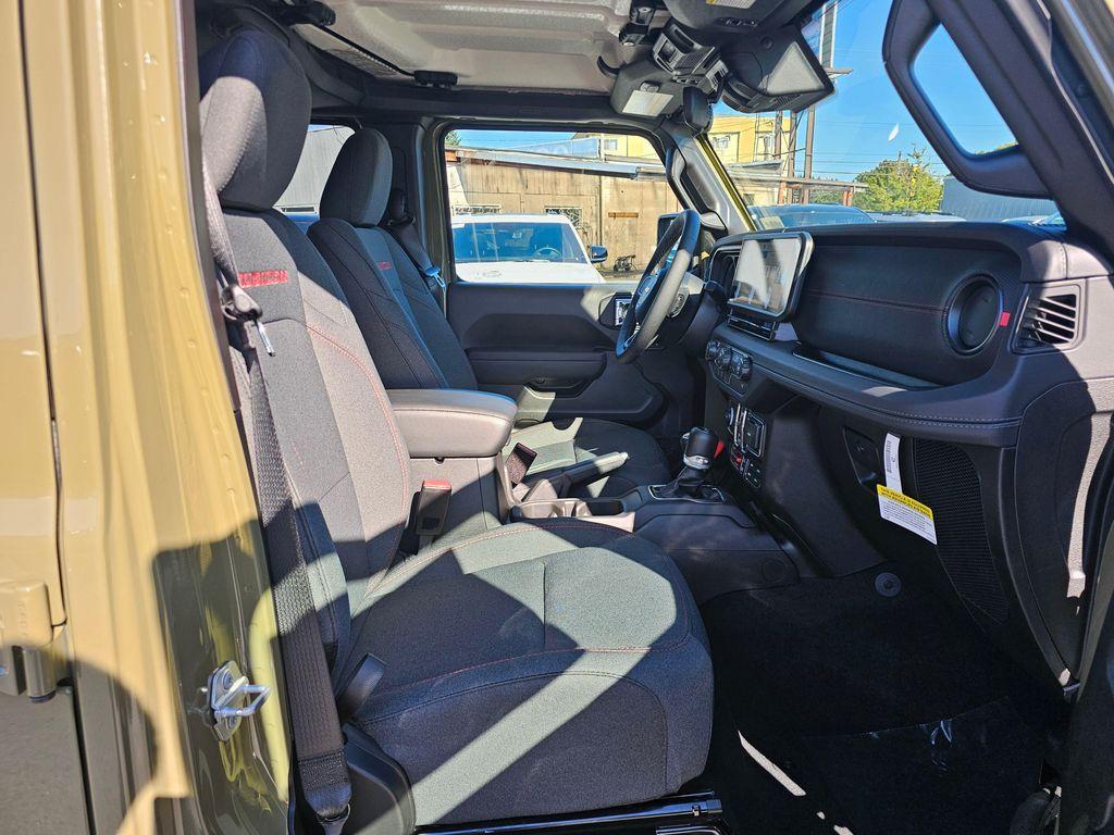new 2025 Jeep Wrangler car, priced at $62,295
