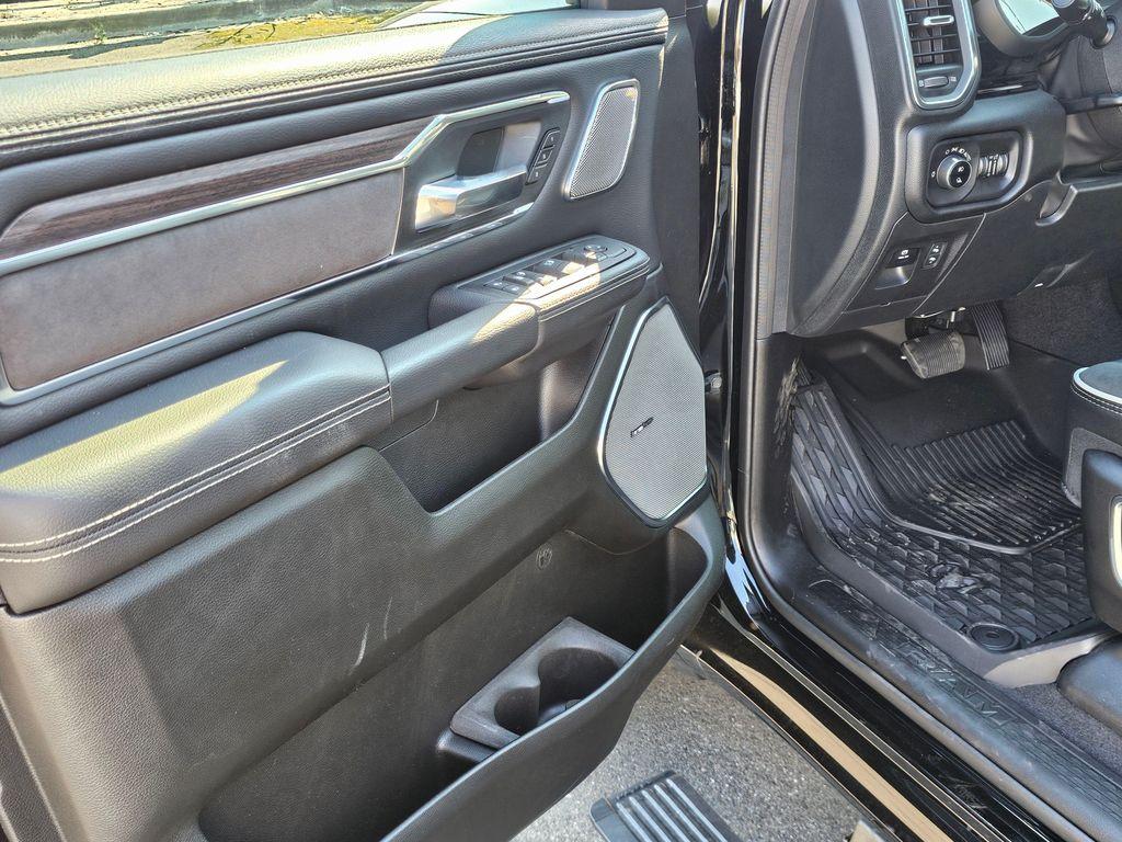 new 2025 Ram 1500 car, priced at $64,060