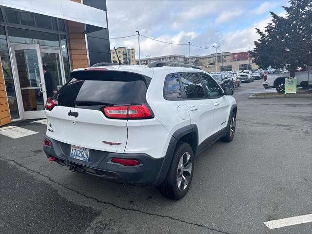 used 2015 Jeep Cherokee car, priced at $11,906